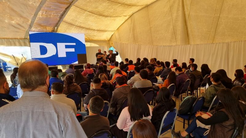 Mas de 700 personas en una charla organizada por MARA