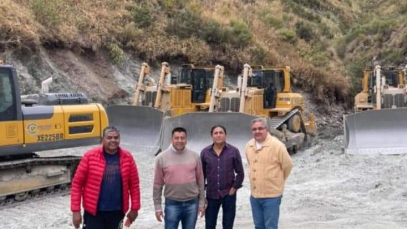 El gobernador y los intendentes recorrieron la nueva ruta que une Capayán con Pomán