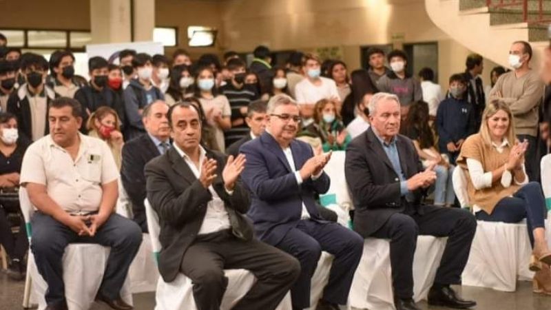 Jalil participó del acto por la minería