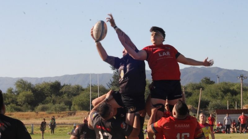 Hurones venció 18-7 a Cuervos y es escolta en soledad