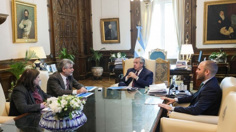 El Gobierno confirmó otra mejora salarial del 10% para los investigadores del Conicet