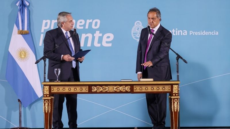 El ministro Álvarez participó de la asunción de Daniel Scioli