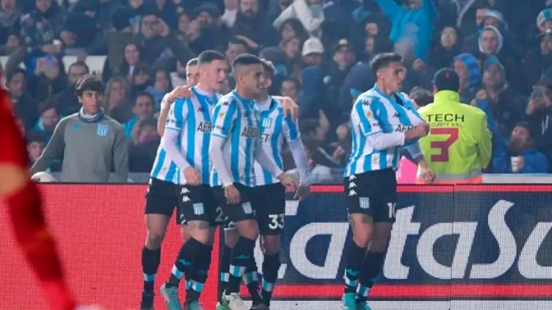 Racing volvió al triunfo y perdió Independiente