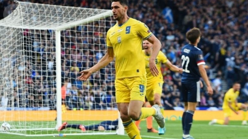 Ucrania derrotó 3 a 1 a Escocia y está más cerca de Qatar 2022