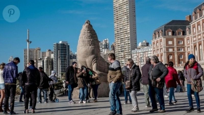 Más de 4,4 millones de personas visitaron destinos turísticos en el fin de semana largo