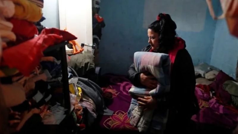 Familia de cuatro integrantes necesitó casi $100.000 para no caer en la pobreza