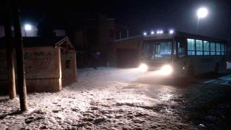 Una intensa nevada cayó sobre Tafí del Valle durante la madrugada