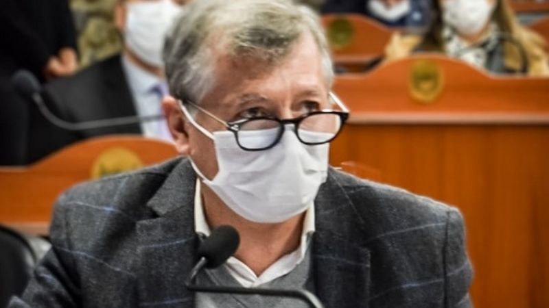 Media sanción a proyecto que busca disminuir la burocracia estatal