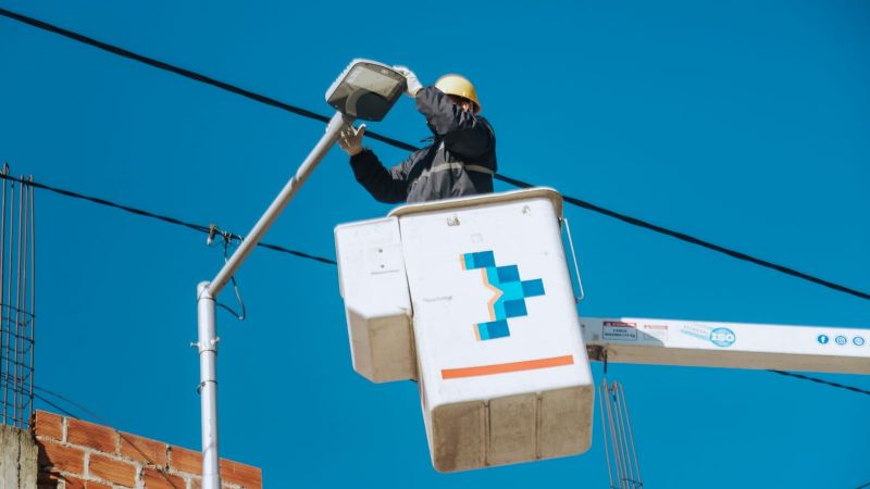 La iluminación LED llegó al barrio Eva Perón