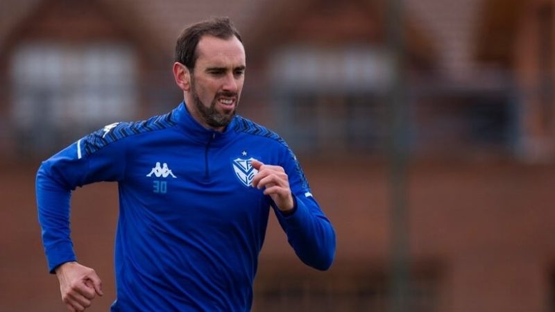 El uruguayo Diego Godin ya está en Vélez