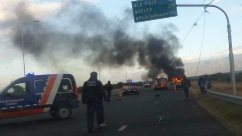 Se incendió un camión