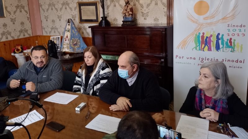 Presentan la Síntesis del Sínodo y el Encuentro Mundial de las Familias