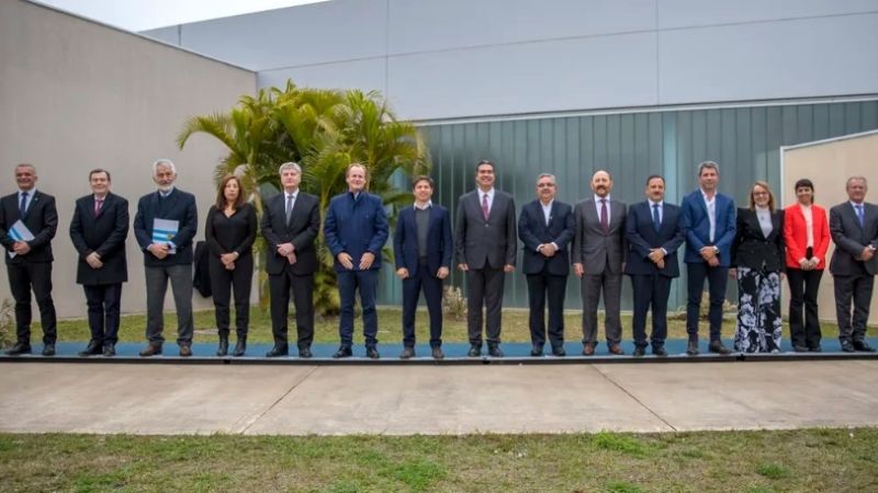 Gobernadores piden plan antiinflacionario y resolver el abastecimiento de gasoil