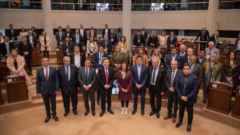 El Parlamento del Norte Grande aprobó proyectos para fortalecer el federalismo