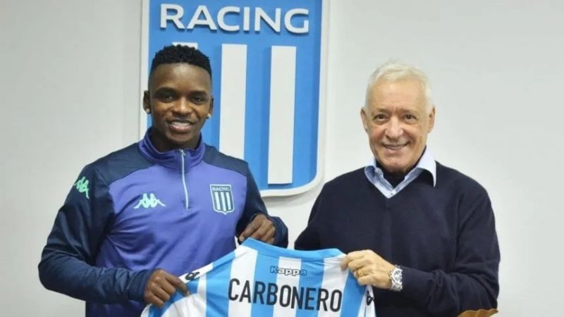 Racing presentó a Johan Carbonero y jugaría ante Aldosivi
