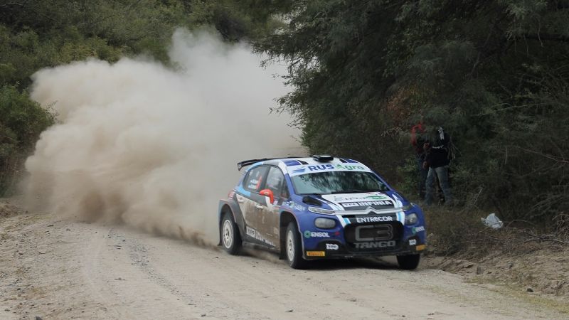 Ligato con el “Poncho” de punta a punta