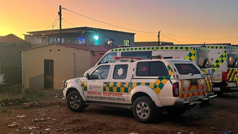 Misterio: hallaron a 20 jóvenes muertos sin signos de violencia en un bar nocturno