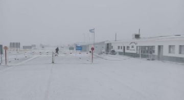 Cerraron el Paso Internacional San Francisco por fuertes nevadas y viento blanco