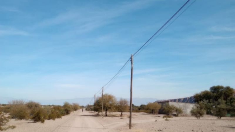Extienden líneas en El Pueblito