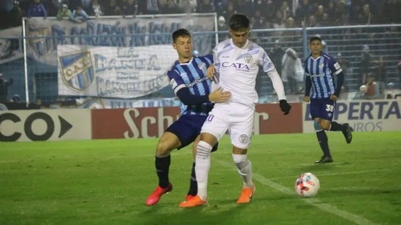 Con uno menos, Patronato venció a Independiente