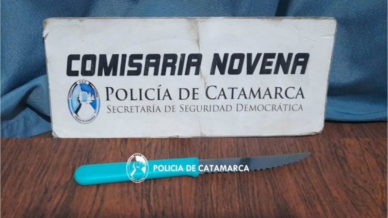 Mujer amenazó a su ex con un cuchillo