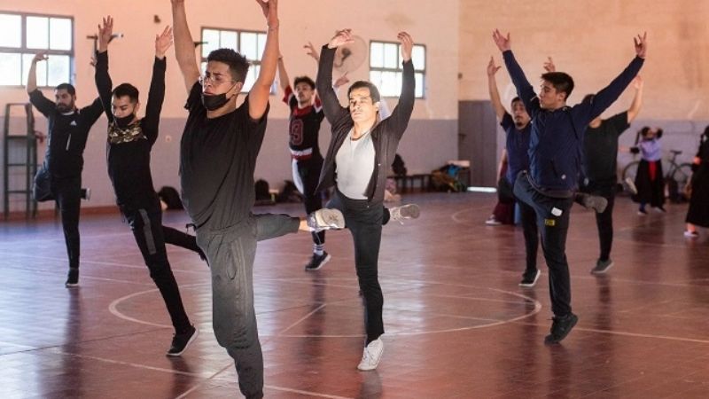 El ballet oficial del Poncho avanza con los ensayos