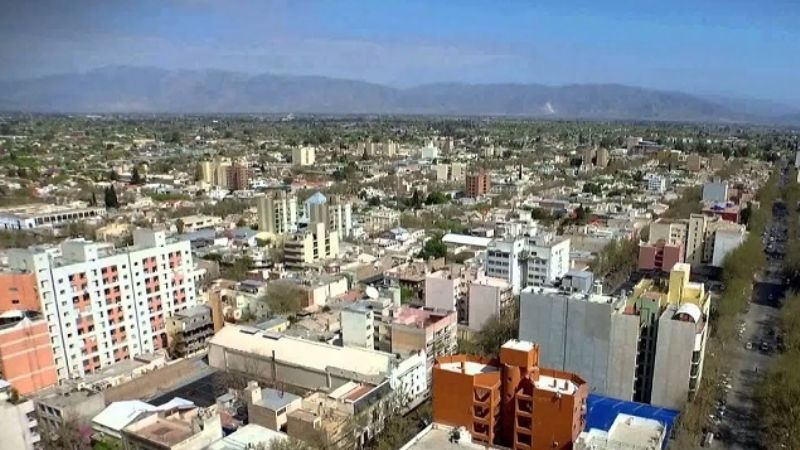 El papá del nene que viajó a San Juan, dijo que "huyó de maltratos"