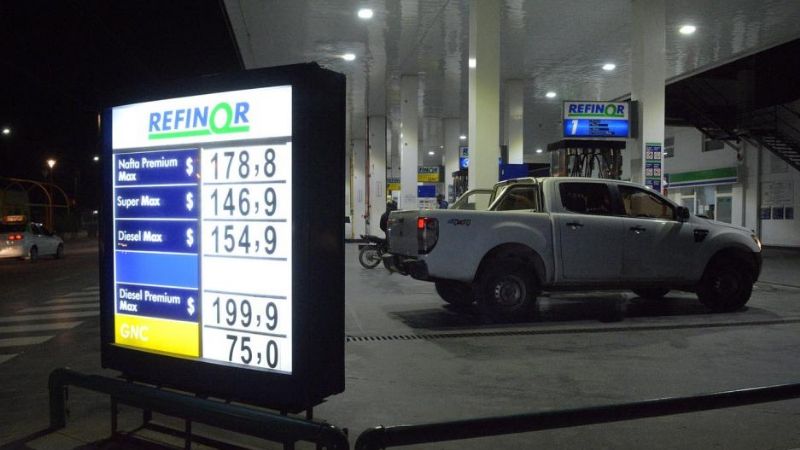 En pleno desabastecimiento las naftas suben hasta el 11% y gasoil hasta el 24%