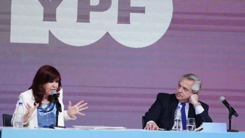 Cristina Kirchner le dijo a Alberto Fernández: “Te pido que uses la lapicera”