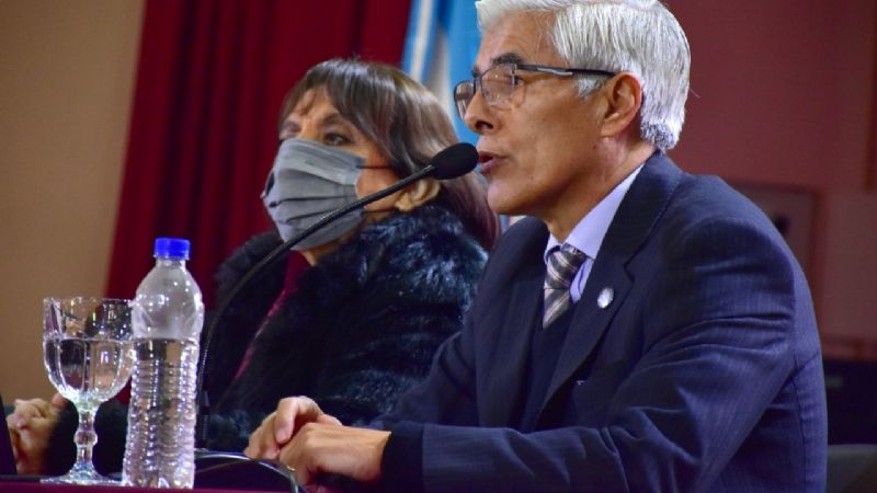 “Queremos que la Universidad pueda ir a cada uno de los hogares catamarqueños”