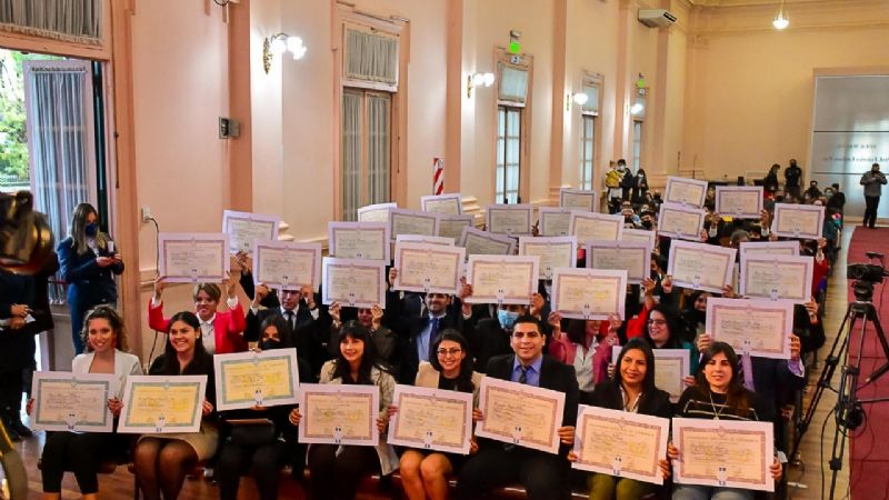 51 nuevos egresados en la Facultad de Ciencias Exactas y Naturales