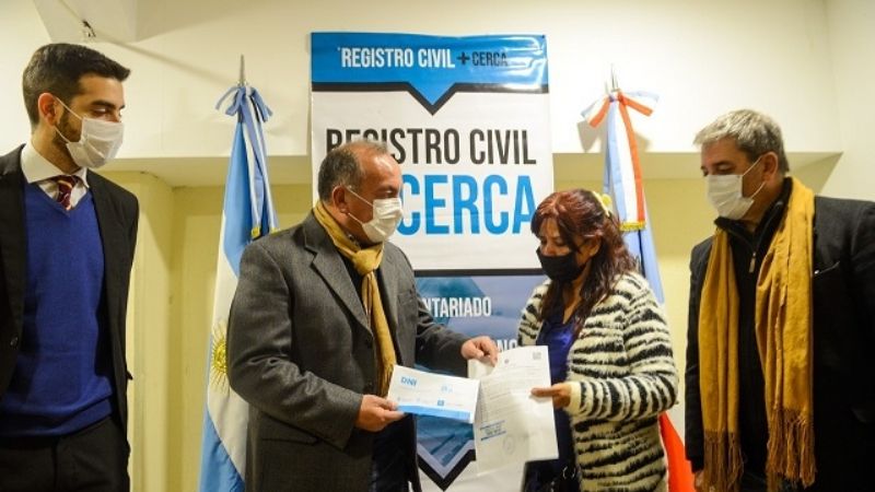 “Hace 44 años que me encontraba indocumentado”