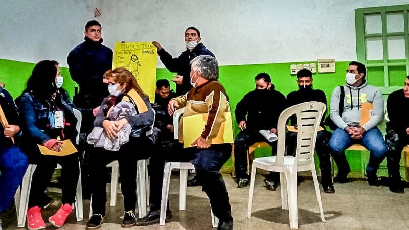 Perspectiva de género: Diputados llevó la capacitación al CIC Sur y Paclín