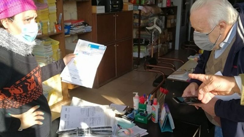 Asesoramiento a usuarios de Barrio La Chacarita