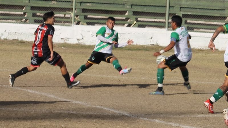 Independiente (C) y Chacarita, primeros semifinalistas