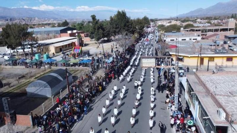 Multitudinario acto por la independencia en Santa María
