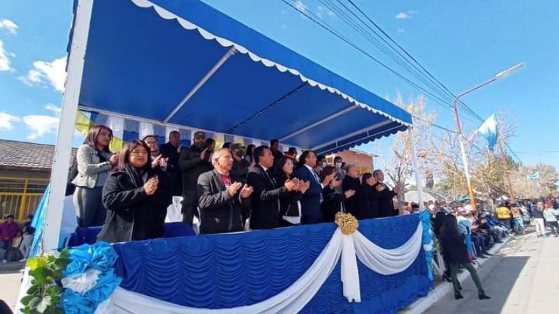 Multitudinario acto por la independencia en Santa María