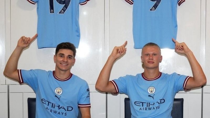 Manchester City presentó a Julián Álvarez ante una multitud