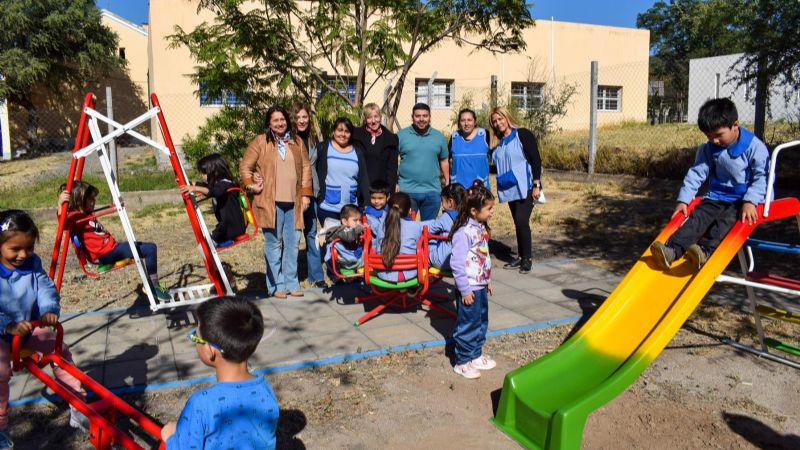 Más juegos de patio para los jardines de infantes de Catamarca