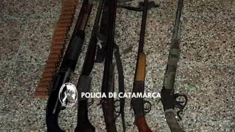 Detuvieron una banda de motoqueros armados