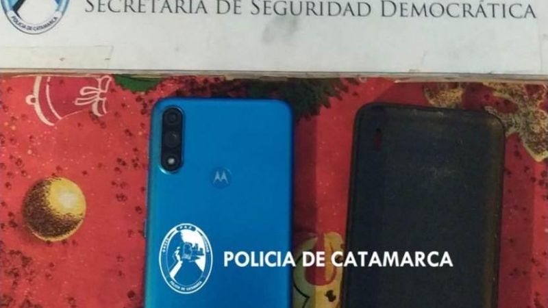 Le arrebató el celular a un hombre y terminó detenido