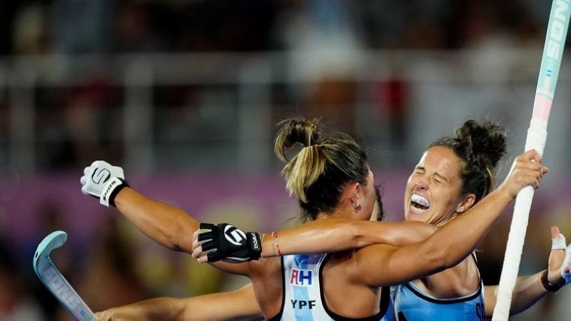 Las Leonas, por el pase a 4tos. de final en el Mundial