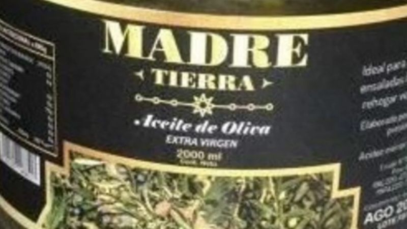 ANMAT prohibió la elaboración y comercialización de un aceite de oliva por ser “ilegal”