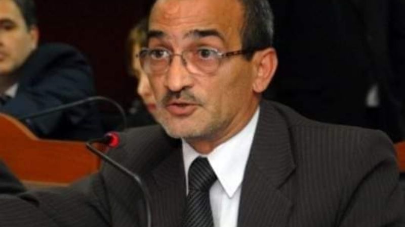 El gobernador propondría a Augusto Barros como fiscal de Cámara