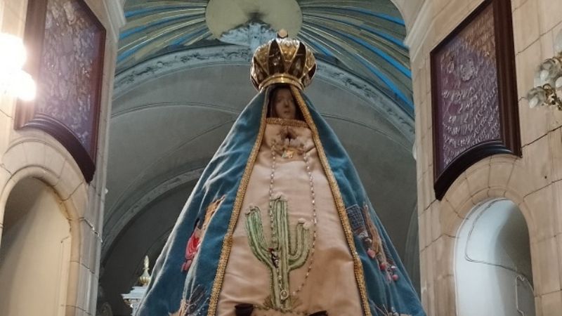 La Virgen del Valle lucirá un nuevo manto alusivo a la Fiesta del Poncho