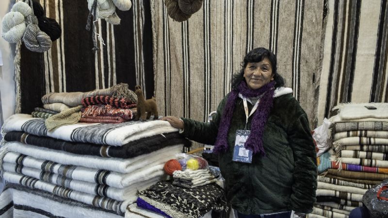 Poncho 2022: oportunidad única para conocer el trabajo de las tejedoras catamarqueñas