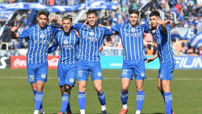 Godoy Cruz venció a Lanús y se sumó a la punta