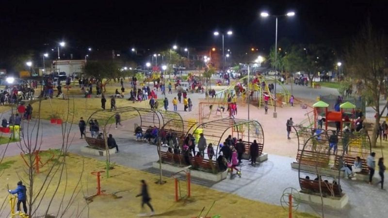 Niños santamarianos disfrutan el invierno con juegos y espectáculos