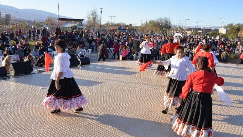 Niños santamarianos disfrutan el invierno con juegos y espectáculos