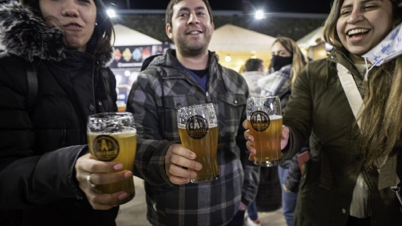 Patio cervecero del Poncho: variedad de cervezas artesanales en un mismo lugar